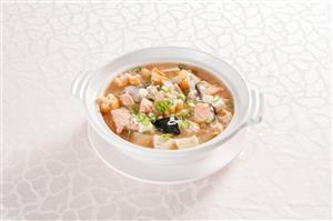 魚肉味噌湯